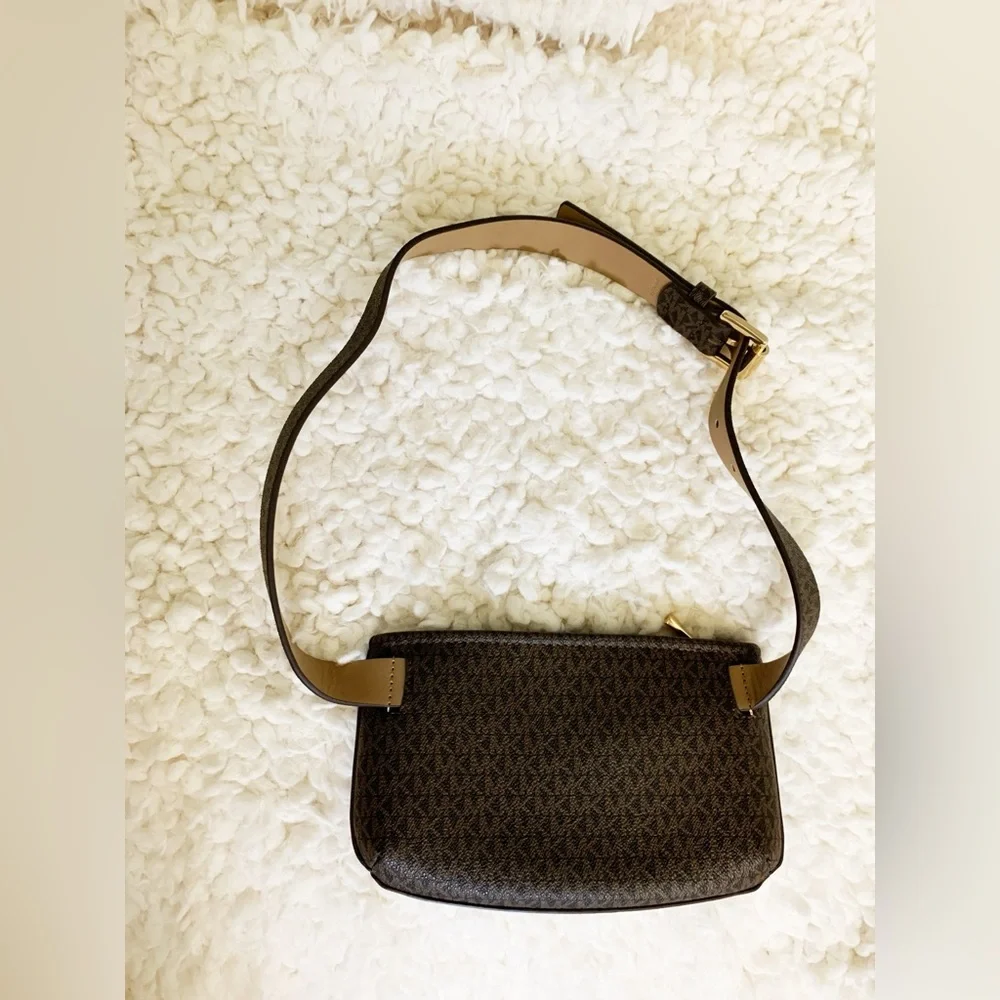 Michael Kors Brown Tan Belt Bag with Gold Hardware 556203 S/M